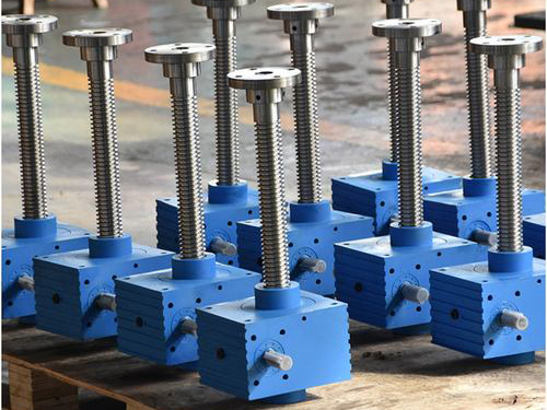 如何提升丝杆升降机品质？