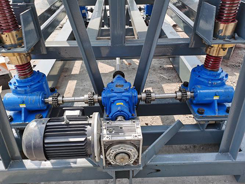 升降机械出现异响的原因